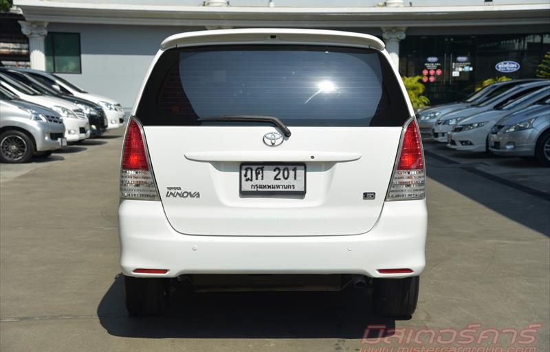 ขายรถตู้มือสอง toyota innova รถปี2010 รหัส 66770-รูปที่4