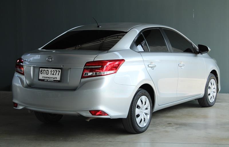 ขายรถเก๋งมือสอง toyota vios รถปี2017 รหัส 67516-รูปที่3