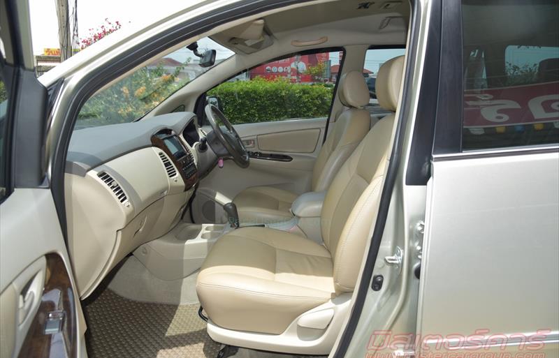 ขายรถตู้มือสอง toyota innova รถปี2011 รหัส 72115-รูปที่8