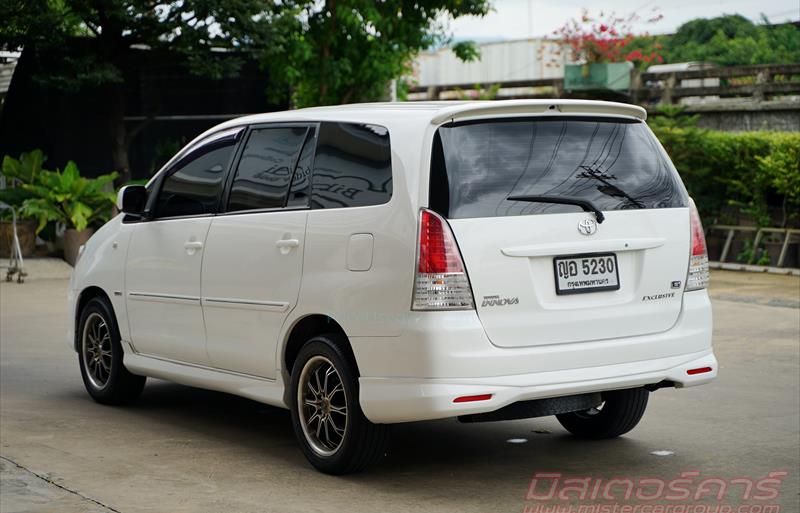 ขายรถตู้มือสอง toyota innova รถปี2011 รหัส 76540-รูปที่3