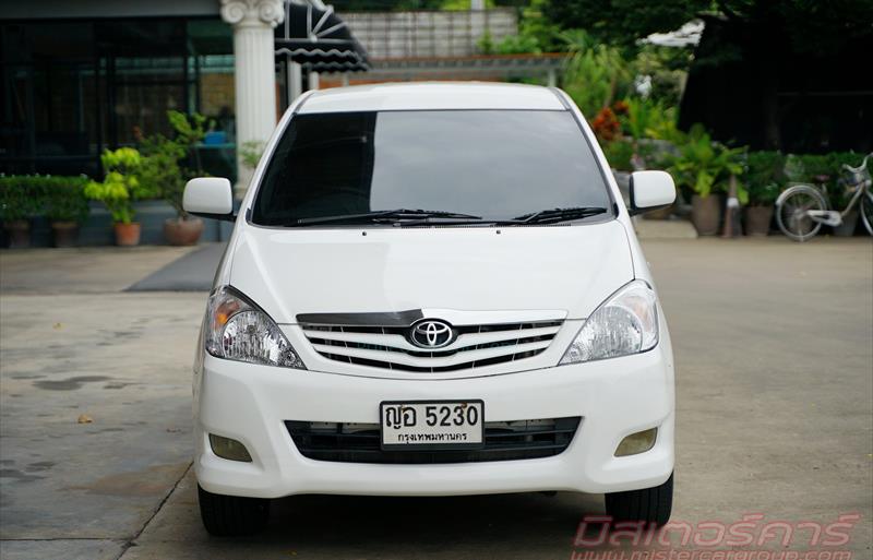 ขายรถตู้มือสอง toyota innova รถปี2011 รหัส 76540-รูปที่2