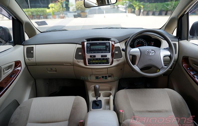 ขายรถตู้มือสอง toyota innova รถปี2013 รหัส 77105-รูปที่8