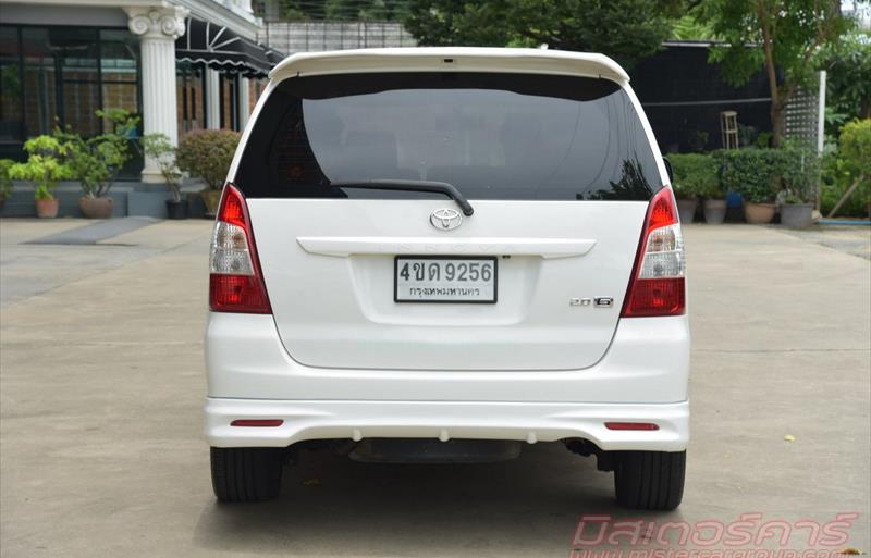 ขายรถตู้มือสอง toyota innova รถปี2014 รหัส 78404-รูปที่4