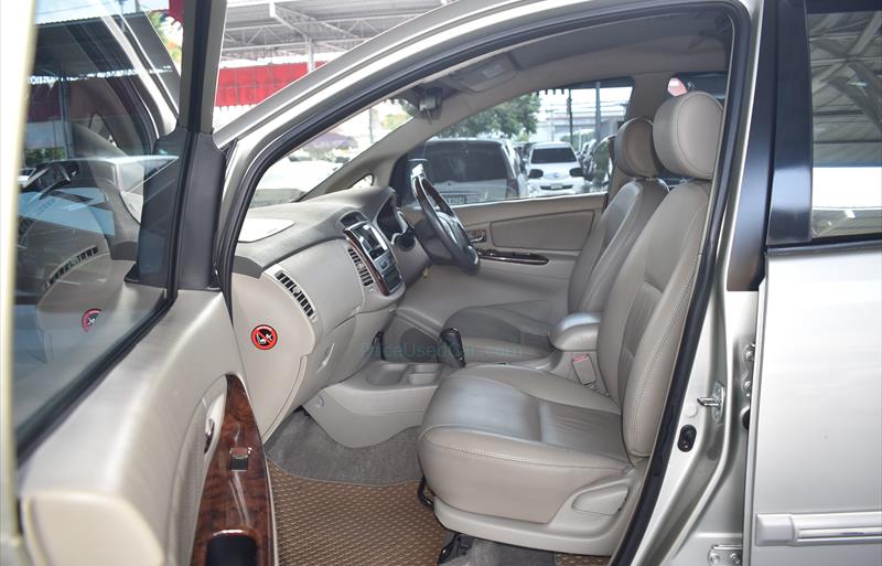 ขายรถตู้มือสอง toyota innova รถปี2014 รหัส 81124-รูปที่7