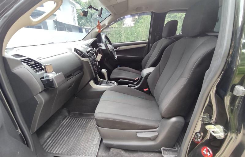 ขายรถกระบะมือสอง isuzu d-max รถปี2015 รหัส 83134 รูปที่8