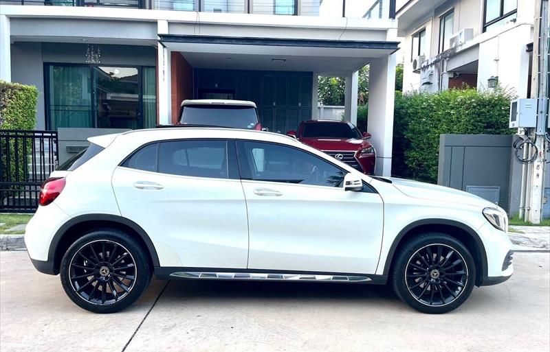 ขายรถเก๋งมือสอง mercedes-benz gla250 รถปี2017 รหัส 83776 รูปที่6