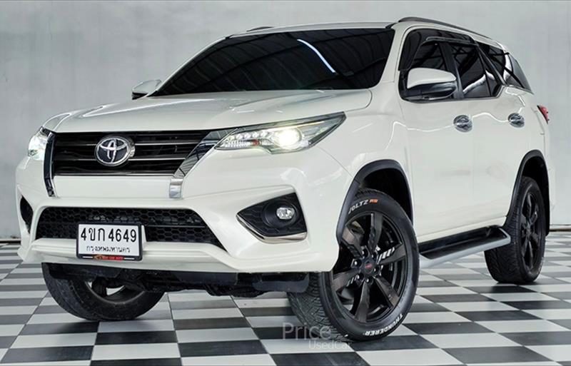 รถ SUV มือสอง 2.8 TRD Sportivo รถปี2018