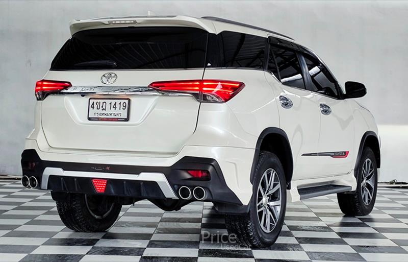 ขายรถอเนกประสงค์มือสอง toyota fortuner รถปี2019 รหัส 84050-รูปที่3