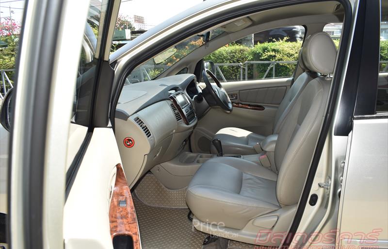 ขายรถตู้มือสอง toyota innova รถปี2011 รหัส 84411-รูปที่7