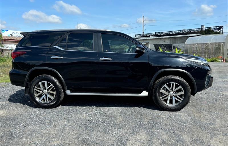 ขายรถอเนกประสงค์มือสอง toyota fortuner รถปี2017 รหัส 84627-รูปที่4