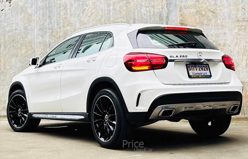 ขายรถเก๋งมือสอง mercedes-benz gla250 รถปี2018 รหัส 84655 รูปที่4