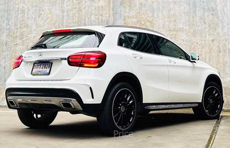 ขายรถเก๋งมือสอง mercedes-benz gla250 รถปี2018 รหัส 84655 รูปที่5