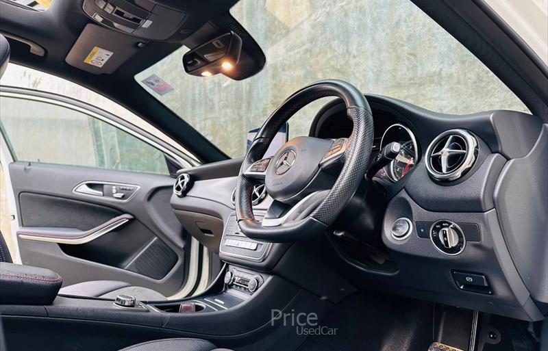 ขายรถเก๋งมือสอง mercedes-benz gla250 รถปี2018 รหัส 84655 รูปที่7