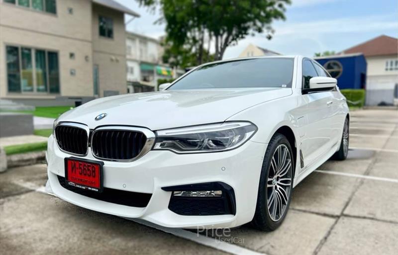 รถเก๋งมือสอง  BMW 530i รถปี2018