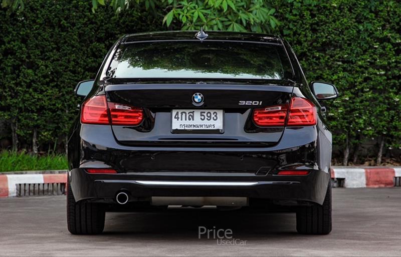 ขายรถเก๋งมือสอง bmw 320i รถปี2016 รหัส 84712 รูปที่5