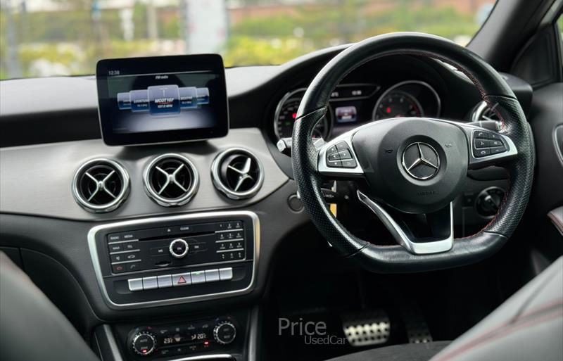 ขายรถเก๋งมือสอง mercedes-benz gla250 รถปี2018 รหัส 84945 รูปที่8