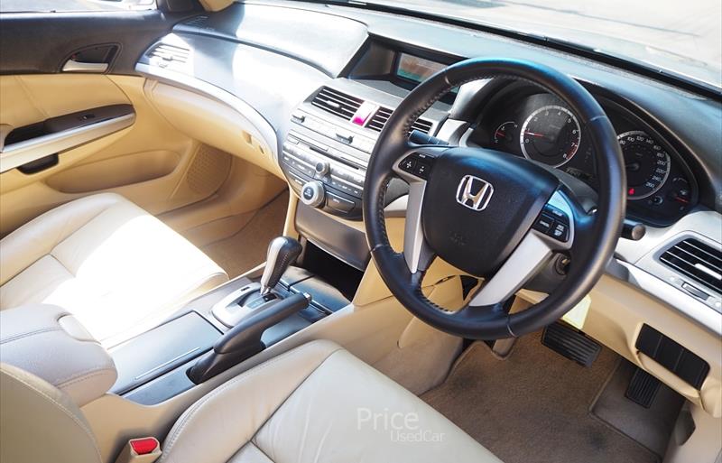 ขายรถเก๋งมือสอง honda accord รถปี2008 รหัส 85347-รูปที่9