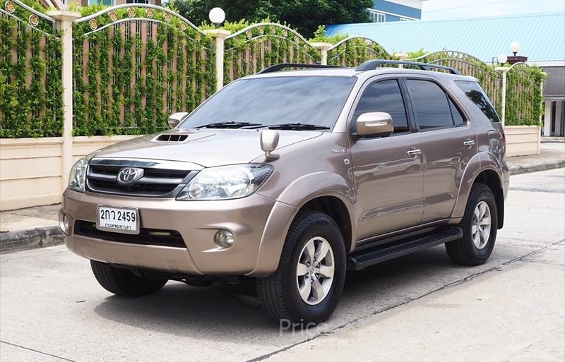 รถ SUV มือสอง  TOYOTA FORTUNER 3.0 V 4WD รถปี2006