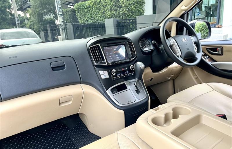 ขายรถตู้มือสอง hyundai h-1 รถปี2022 รหัส 85624-รูปที่8