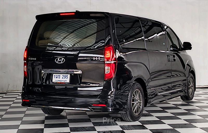 ขายรถตู้มือสอง hyundai h-1 รถปี2019 รหัส 85668-รูปที่3