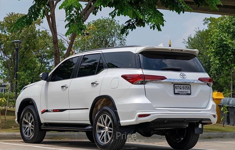 ขายรถอเนกประสงค์มือสอง toyota fortuner รถปี2017 รหัส 86060-รูปที่3