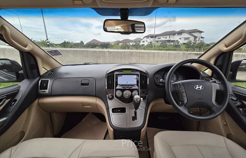 ขายรถตู้มือสอง hyundai h-1 รถปี2015 รหัส 86158-รูปที่9