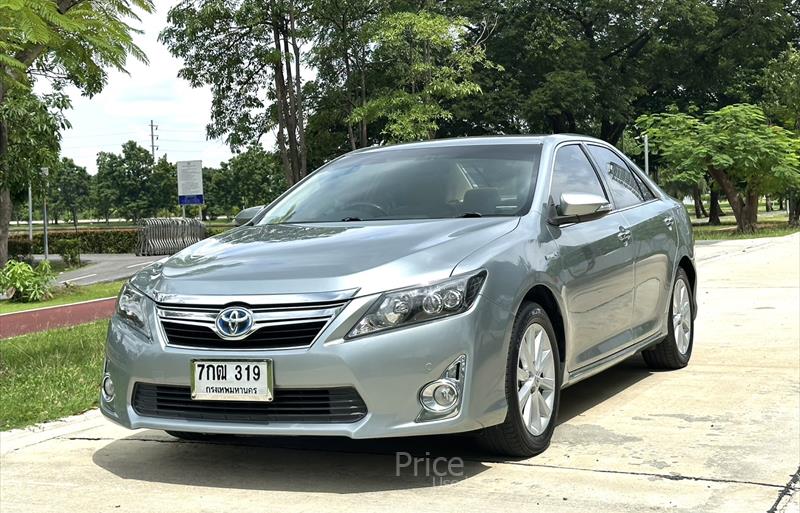 รถเก๋งมือสอง 2.5 Hybrid รถปี2013