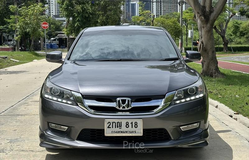 ขายรถเก๋งมือสอง honda accord รถปี2013 รหัส 86304-รูปที่2