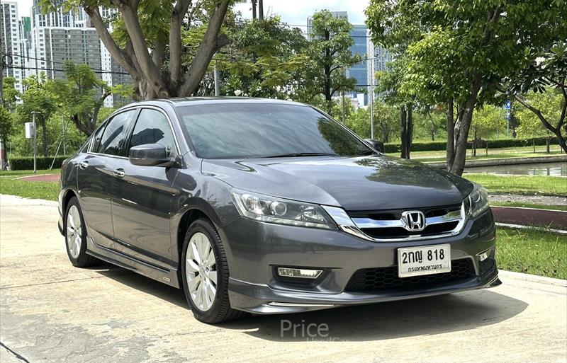 ขายรถเก๋งมือสอง honda accord รถปี2013 รหัส 86304-รูปที่3