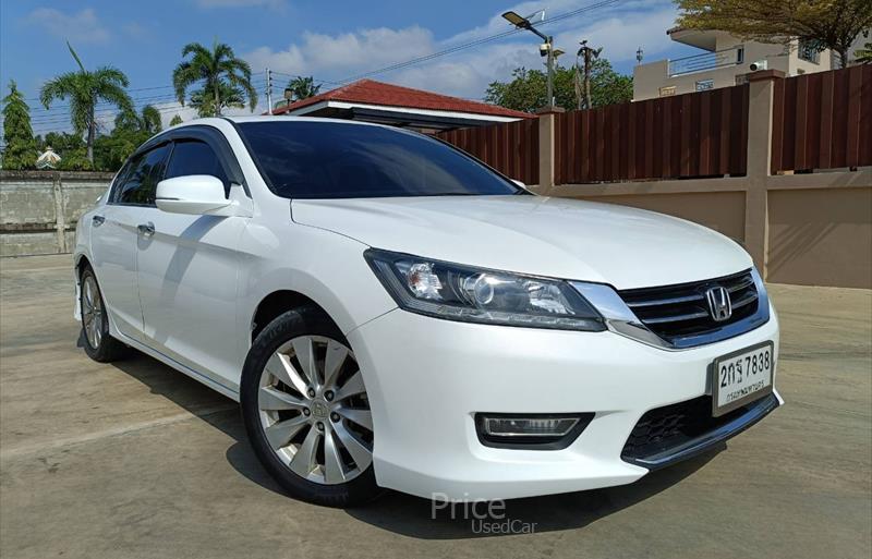 ขายรถเก๋งมือสอง honda accord รถปี2013 รหัส 86328-รูปที่1