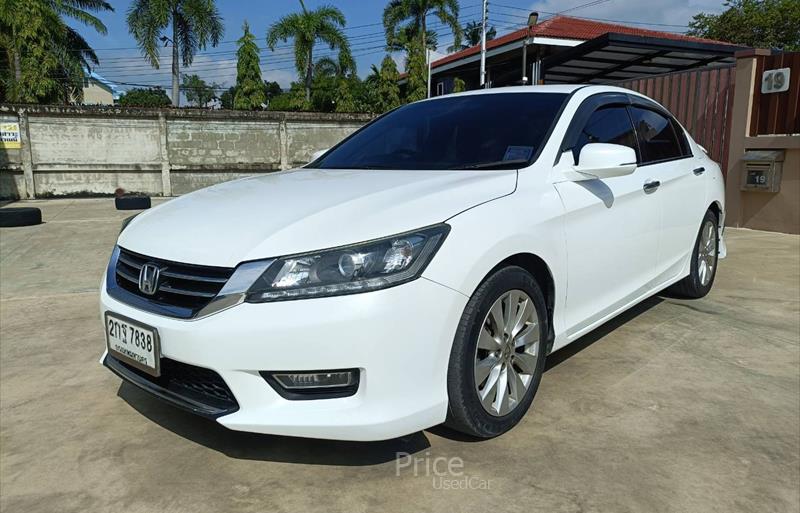 ขายรถเก๋งมือสอง honda accord รถปี2013 รหัส 86328-รูปที่3